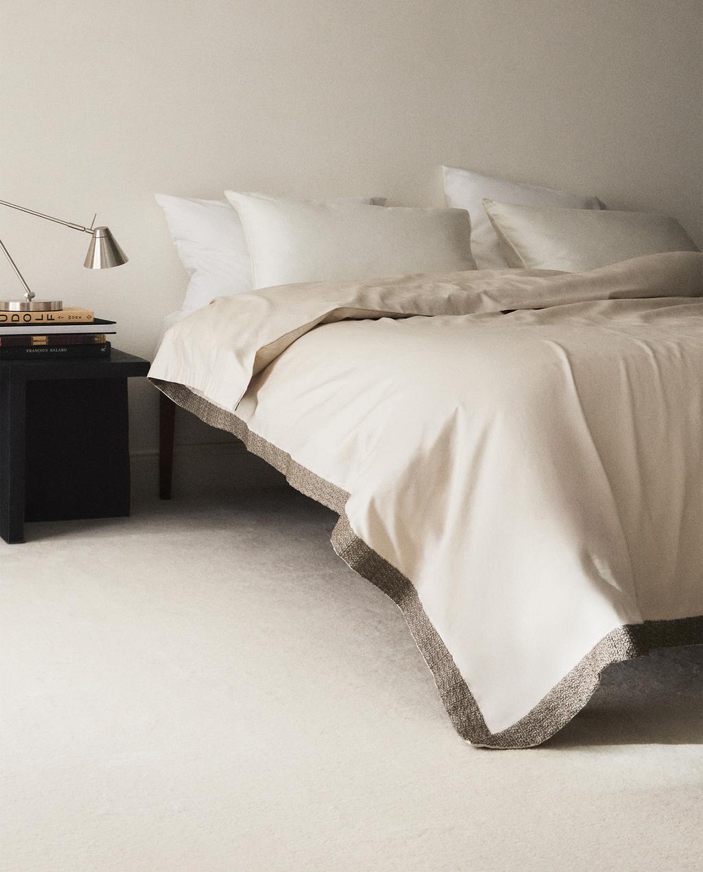 EMBROIDERED SATEEN DUVET COVER (300 THREAD COUNT)