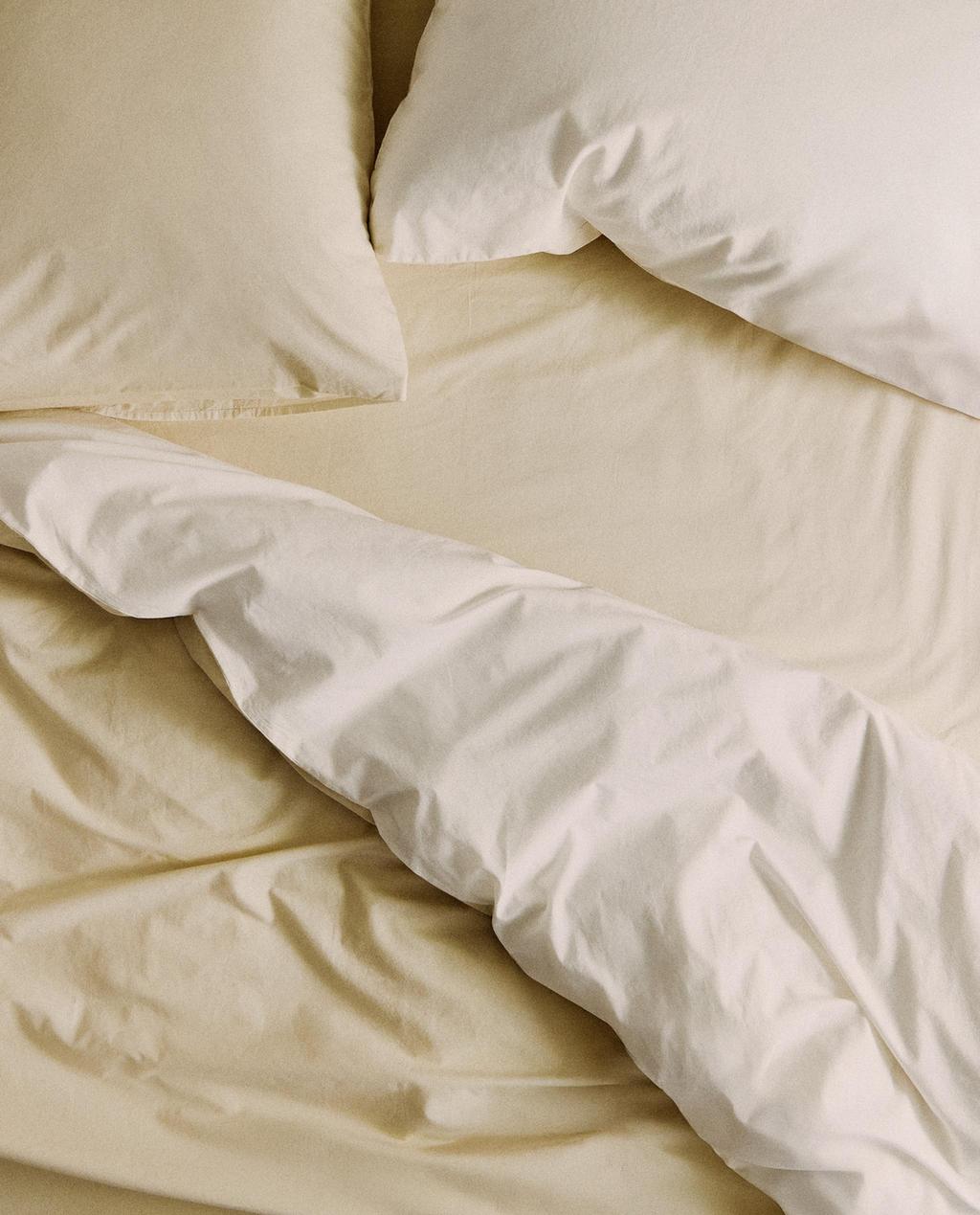 REVERSIBLE PERCALE BED LINEN SET (200 THREAD COUNT)