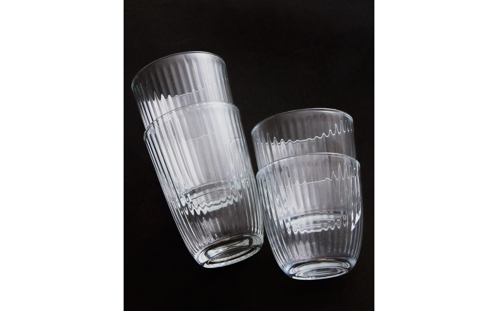 SÆT MED GLAS MED LINJER
