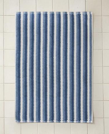GEOMETRIC JACQUARD BATH MAT