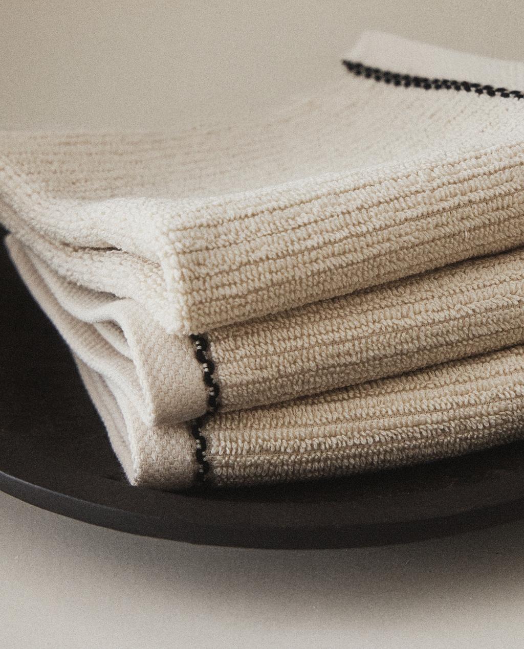 TOPSTITCHED FACE TOWEL (PACK OF 3)