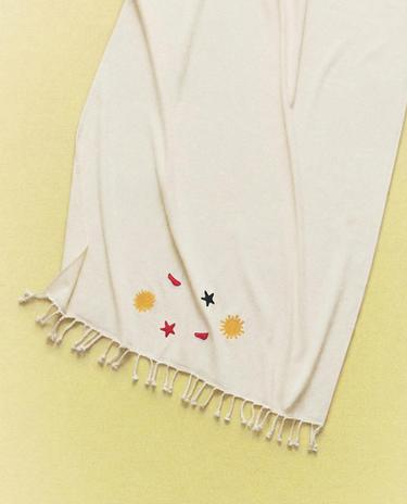 COTTON BEACH TOWEL WITH SHAPES