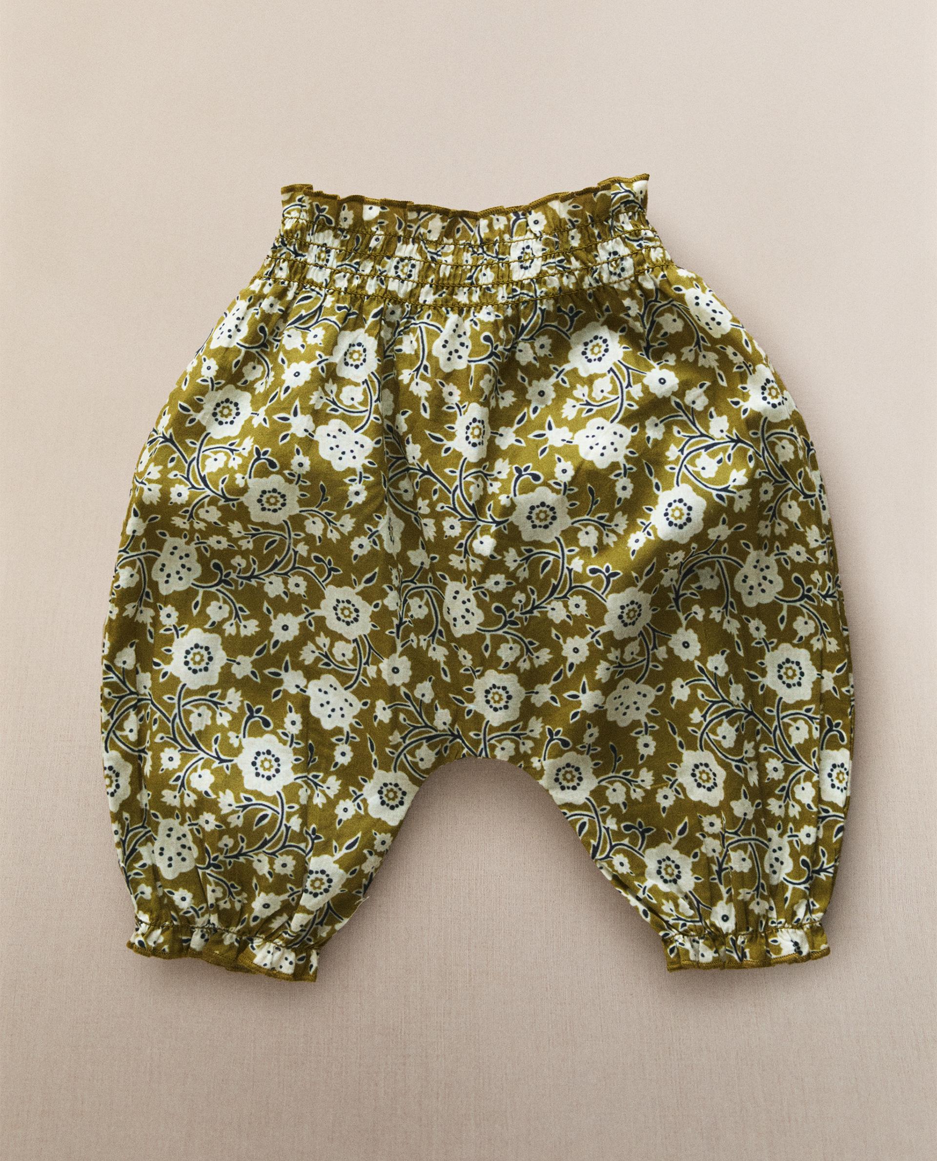 PANTALÓN BOMBACHO BEBÉ FLORES