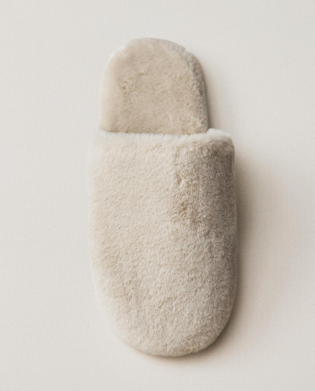 FAUX FUR-EFFECT MULE SLIPPERS
