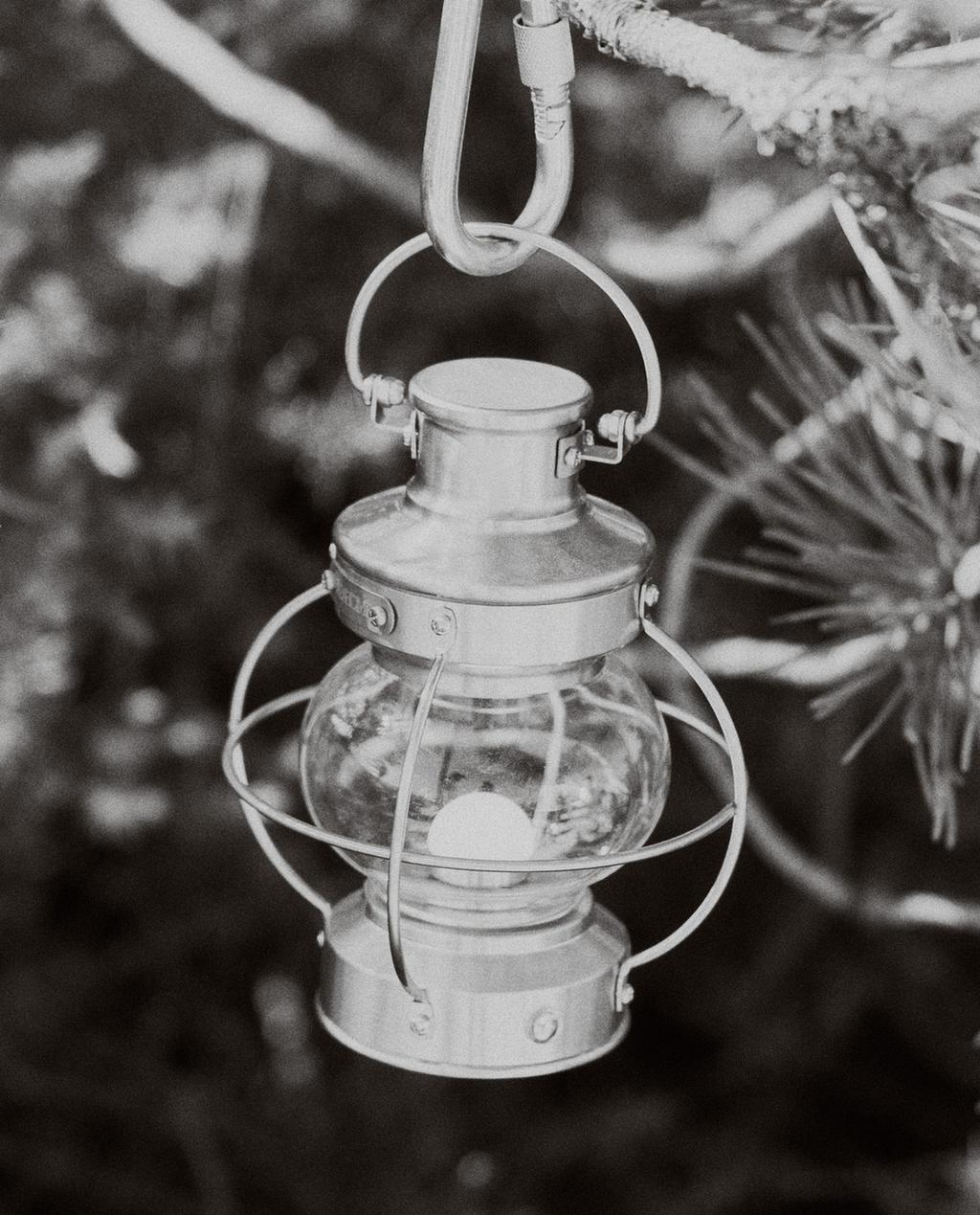 LANTERNE DE CAMPING EN ALUMINIUM