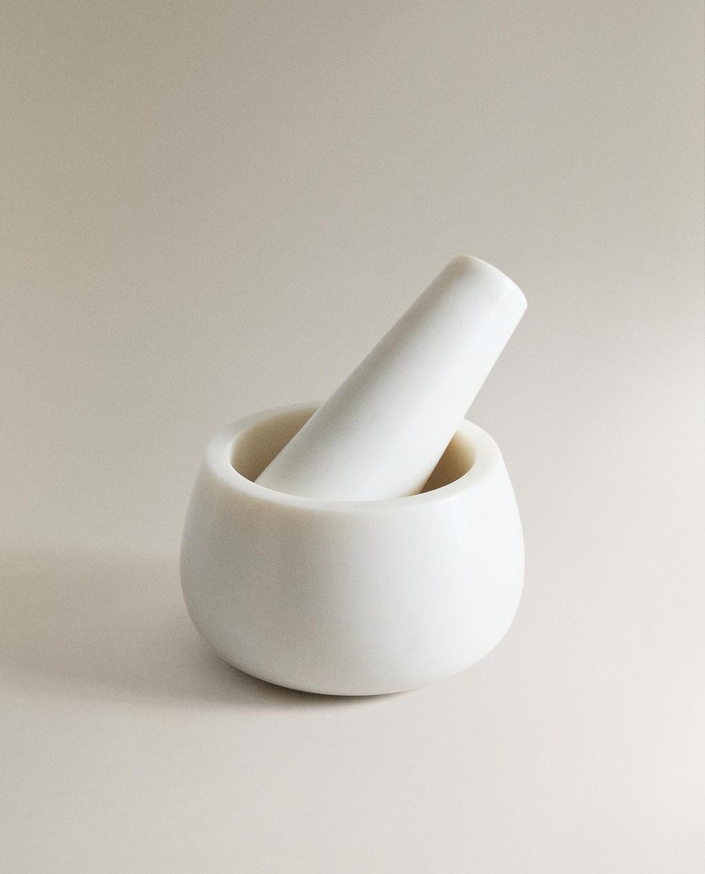 MARBLE PESTLE AND MORTAR