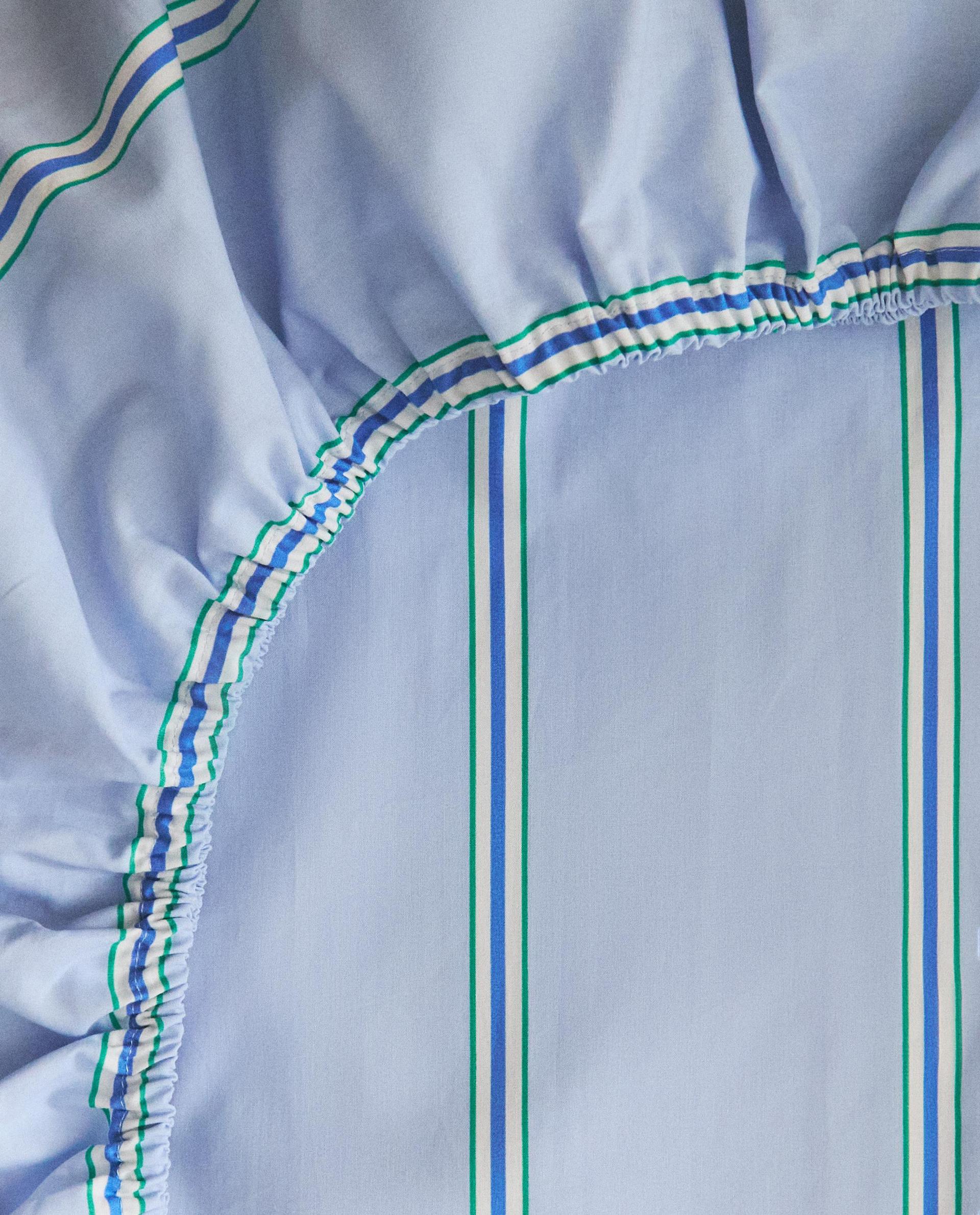 CHILDREN'S STRIPED FITTED SHEET