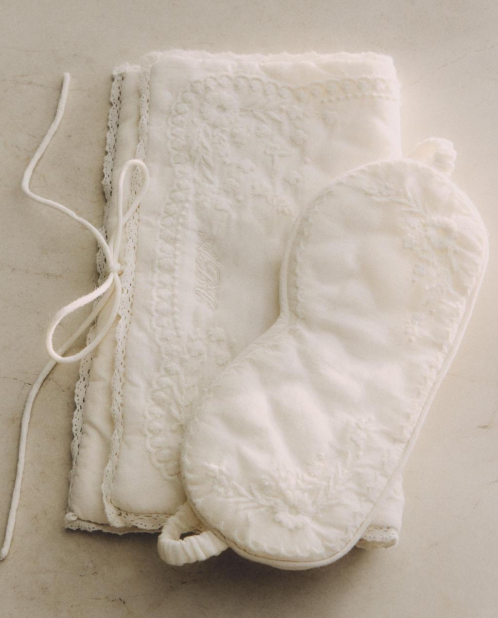 BRODERAD ÖGONMASK OCH SET MED PÅSE