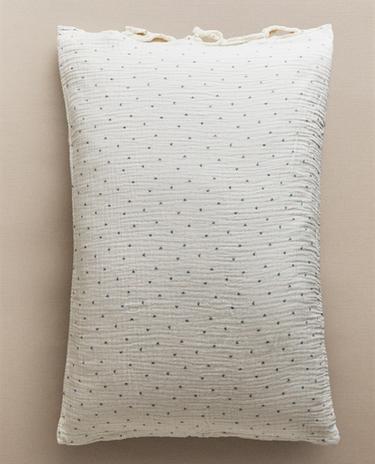 KIDS' DOTTED COTTON PILLOWCASE