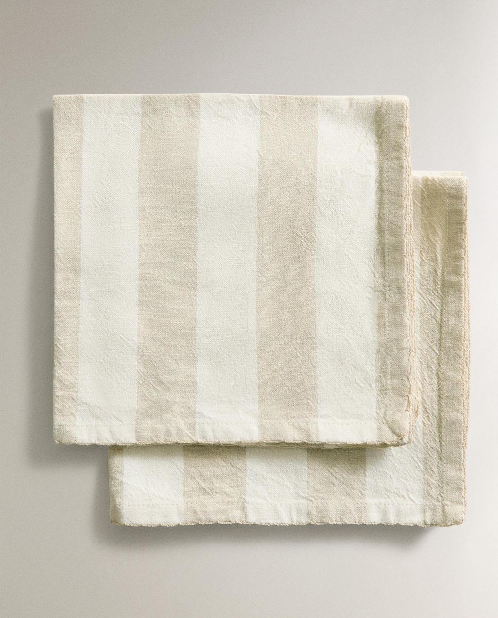 PACK OF DYED THREAD STRIPED NAPKINS (PACK OF 2)