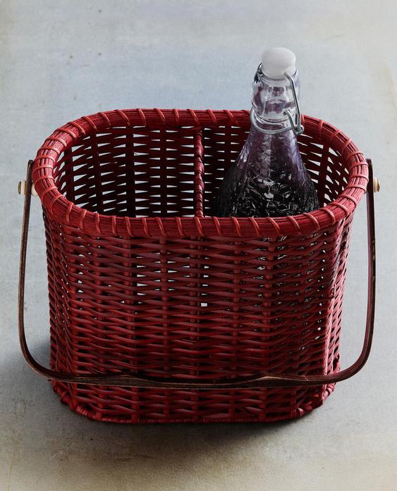 RATTAN BOTTLE STAND BASKET