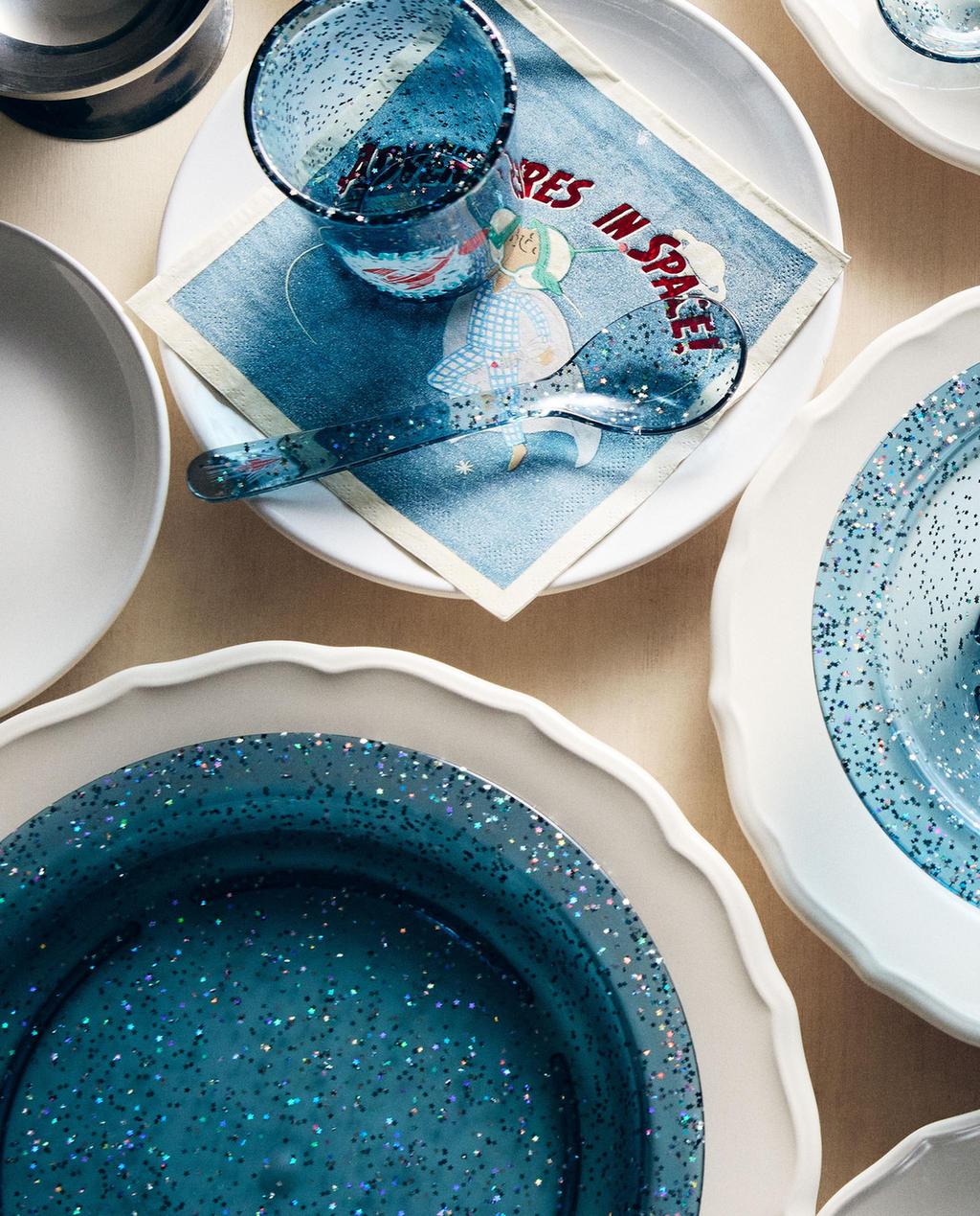 LOUÇA INFANTIL COM PURPURINA AZUL