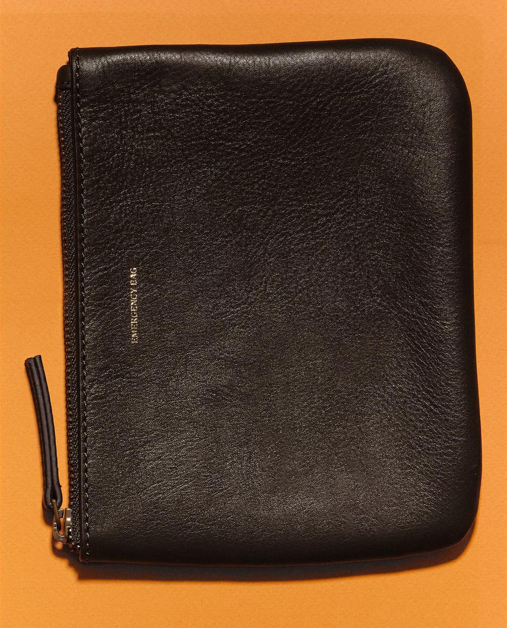 "EMERGENCY BAG" 가죽 파우치