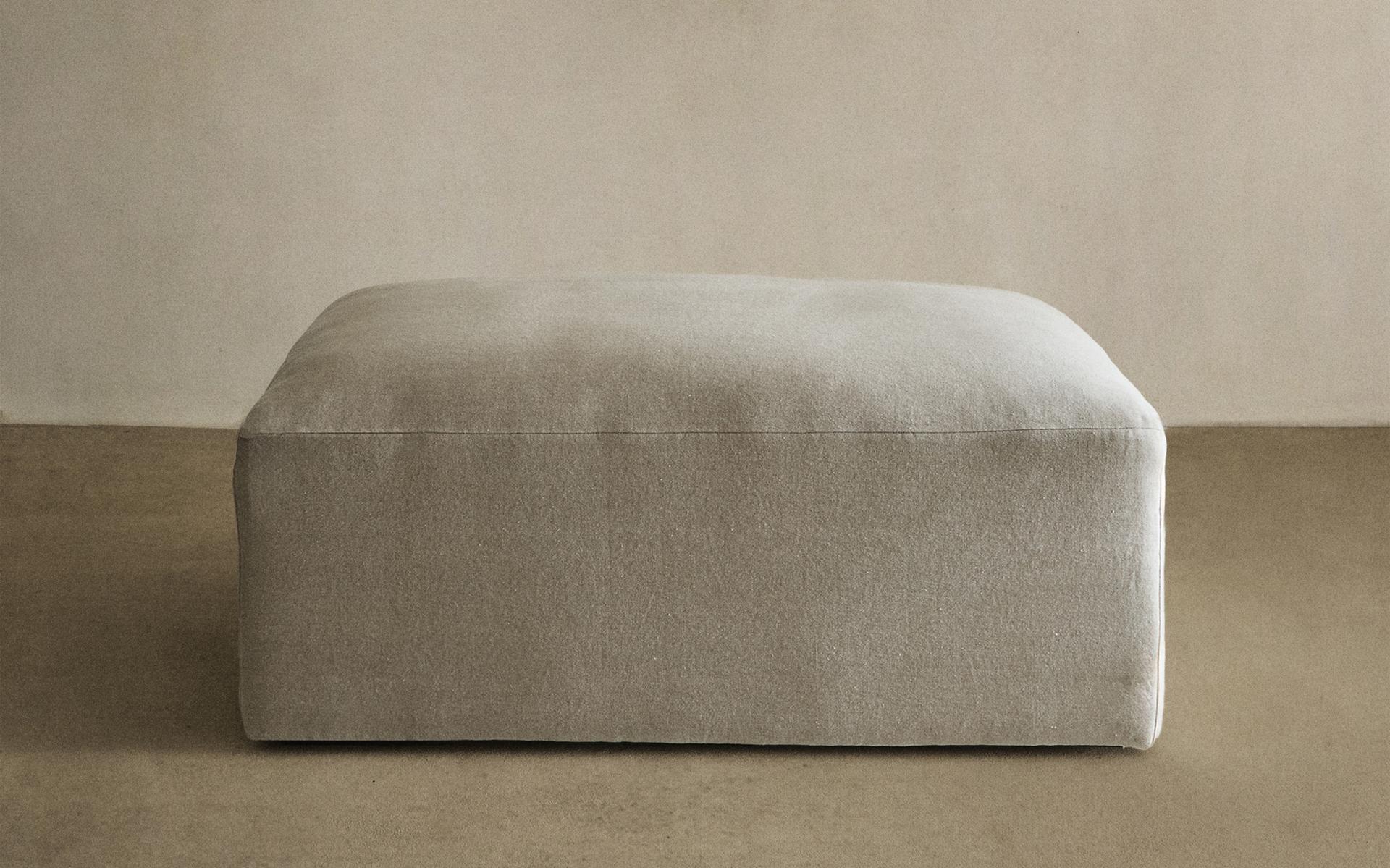 WASHED LINEN FOOTSTOOL