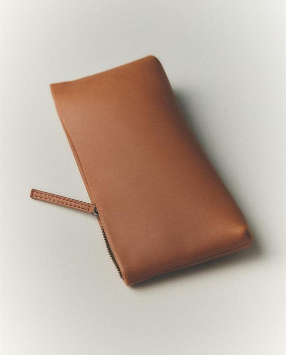 LEATHER CASE
