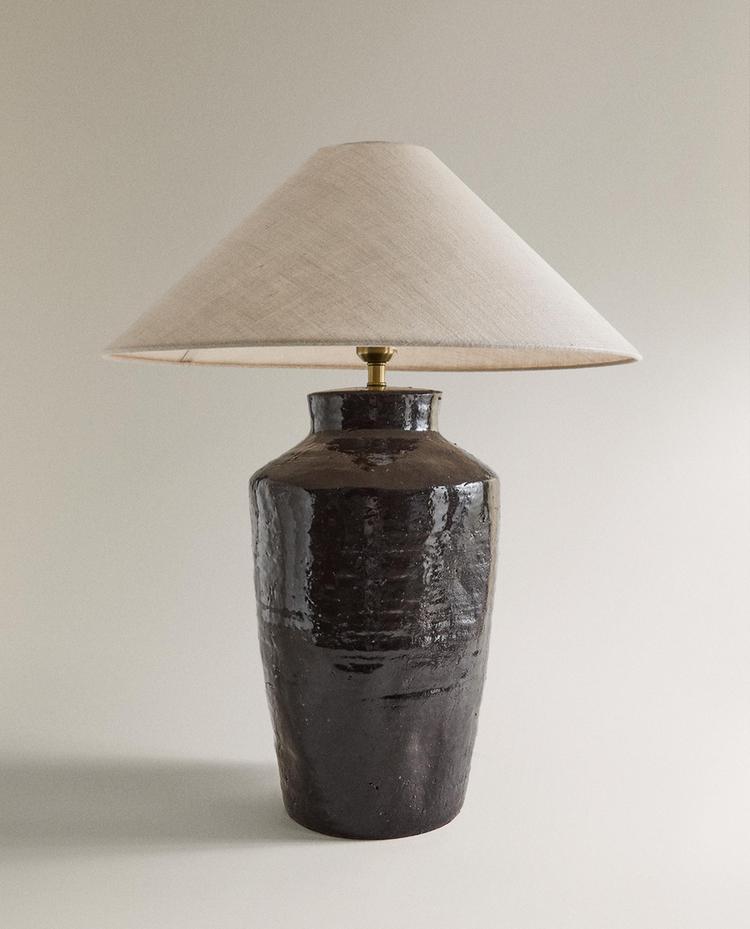 CERAMIC TABLE LAMP
