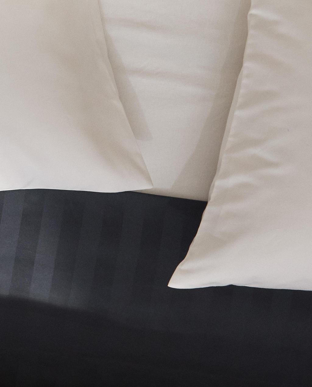 STRIPED SATEEN FLAT SHEET (500 THREAD COUNT)