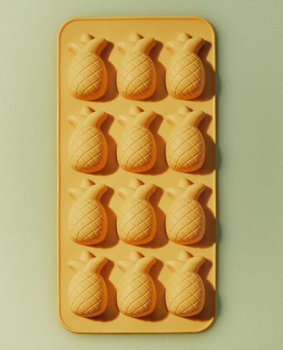 SILICONE PINEAPPLE ICE BUCKET TRAY 12 ICE CUBES