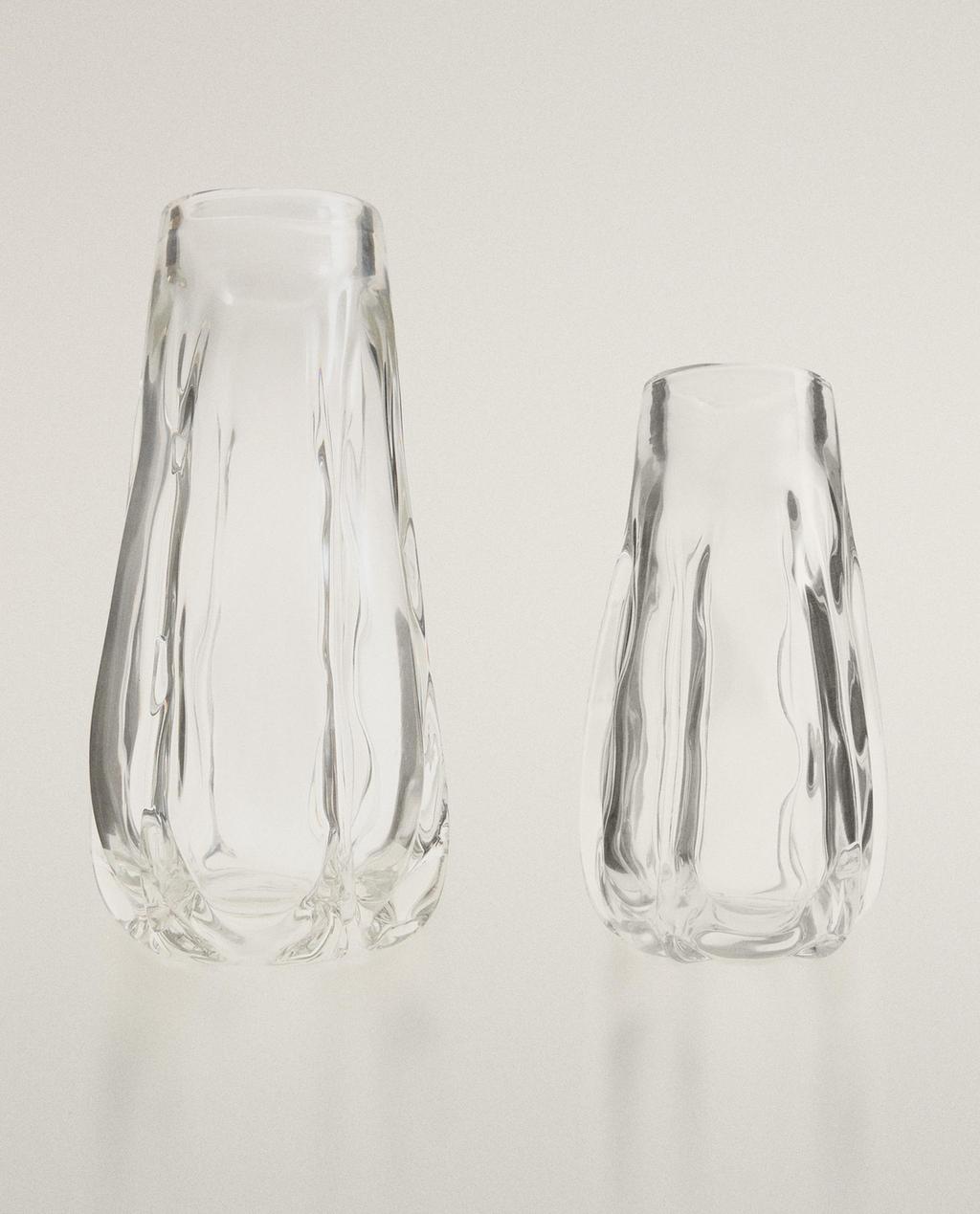 DECORATIVE GLASS VASE