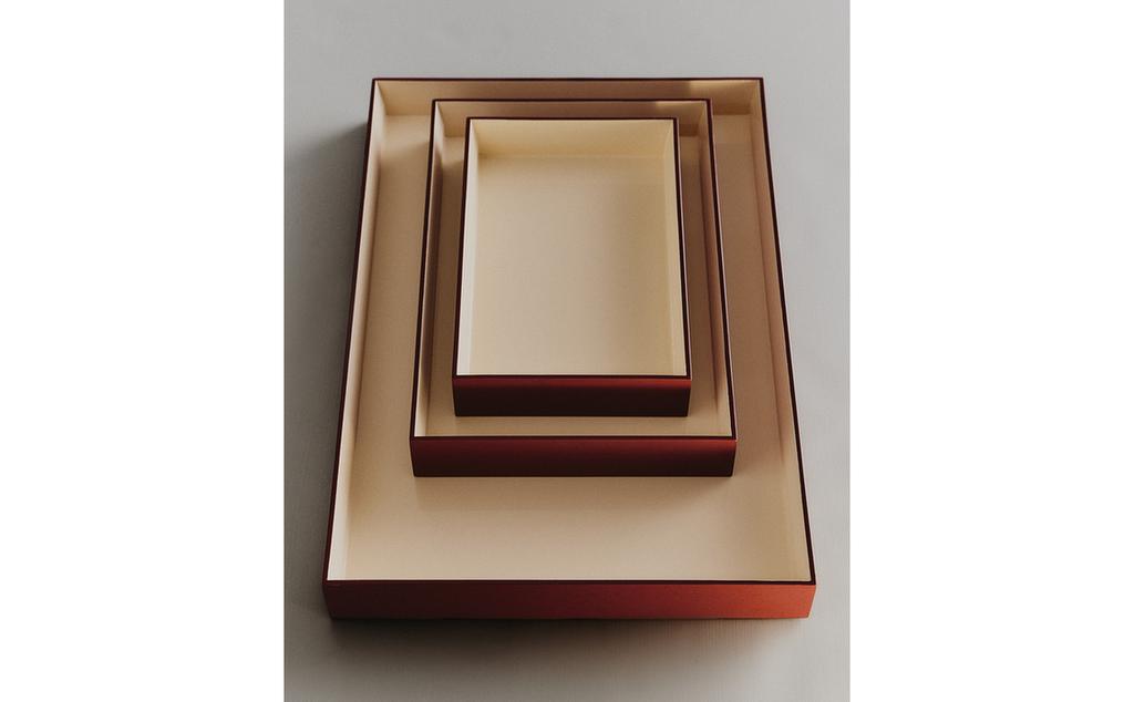 LACQUERED NESTING TRAY I COLIN KING