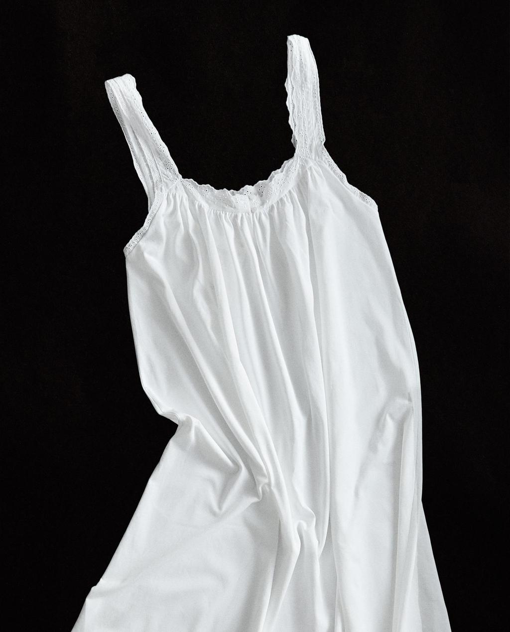 COTTON NIGHTDRESS WITH LACE TRIM