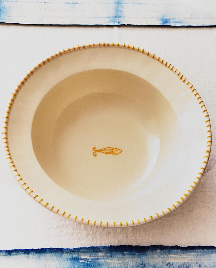 FISH EARTHENWARE SALAD BOWL