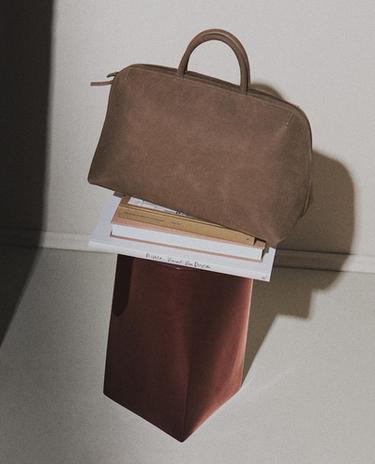 BÜROTASCHE AUS NUBUKLEDER