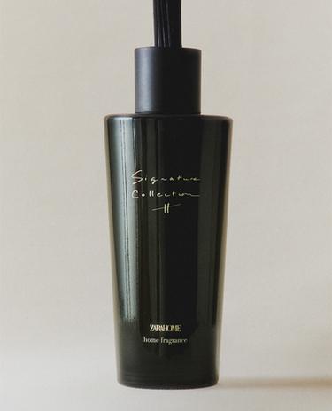 (480 ML) ΑΡΩΜΑΤΙΚΑ ΧΩΡΟΥ ΜΕ ΣΤΙΚ SIGNATURE COLLECTION II