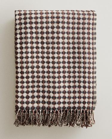 DIAMOND PATTERN CHENILLE BLANKET