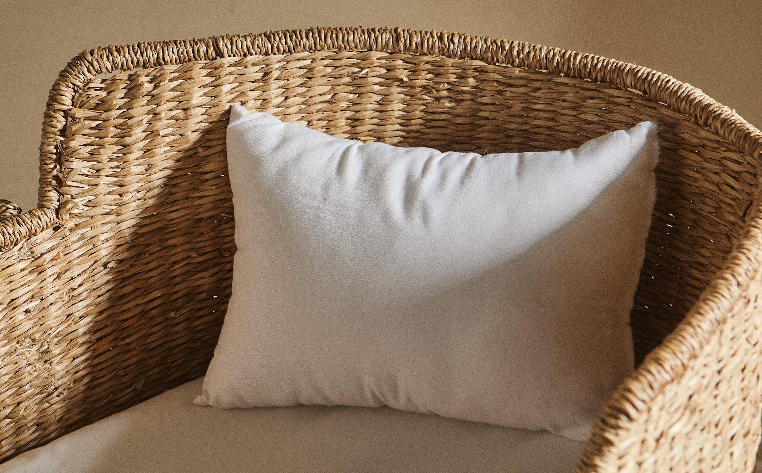 クッションフィリングとパッド | Zara Home 日本/Japan