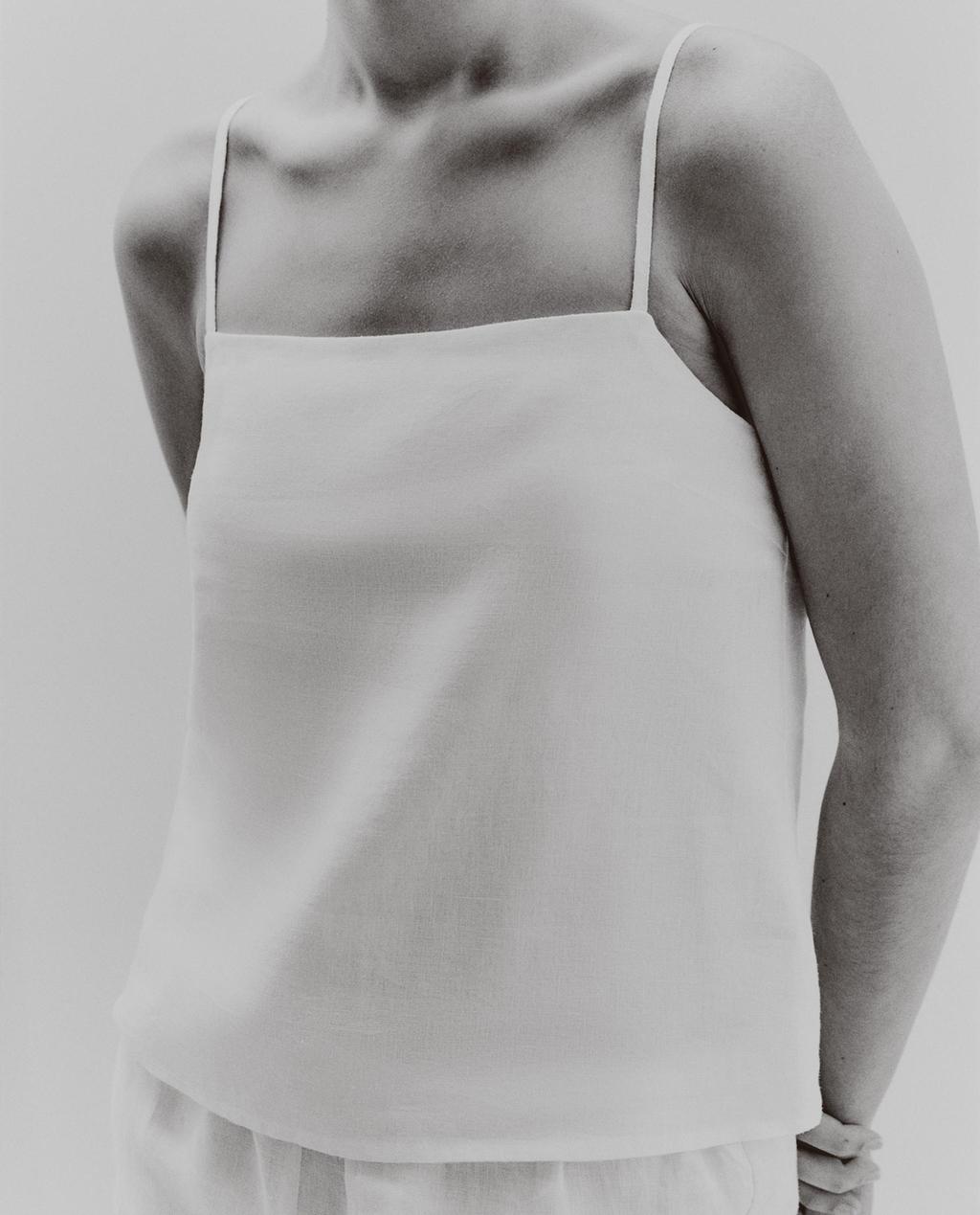 LINEN TOP