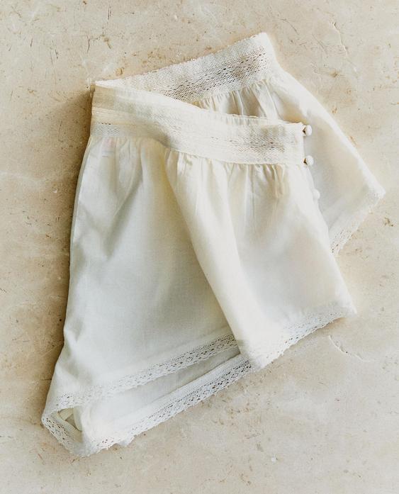 LACE CULOTTE SHORTS