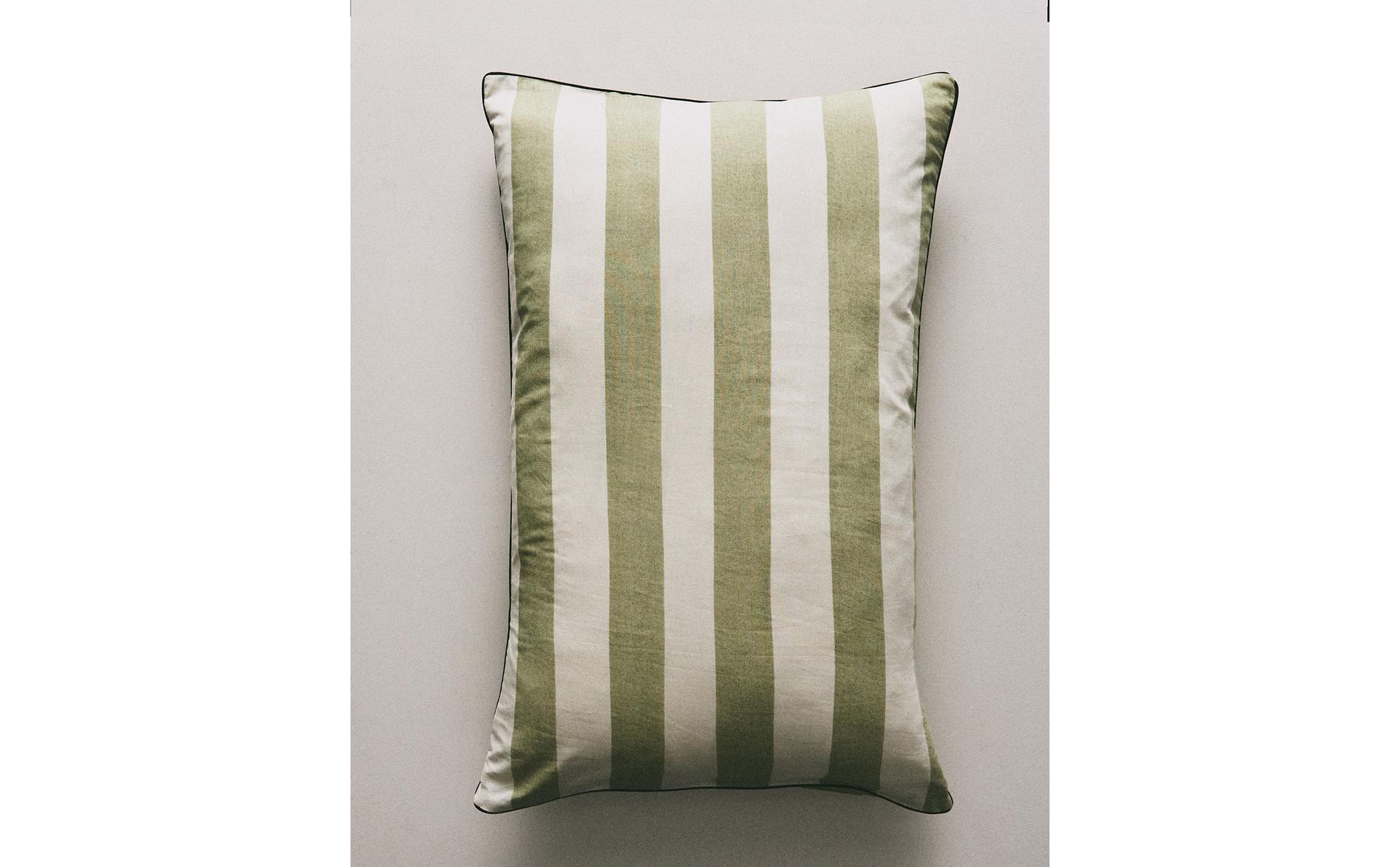 FADED STRIPED COTTON PILLOWCASE