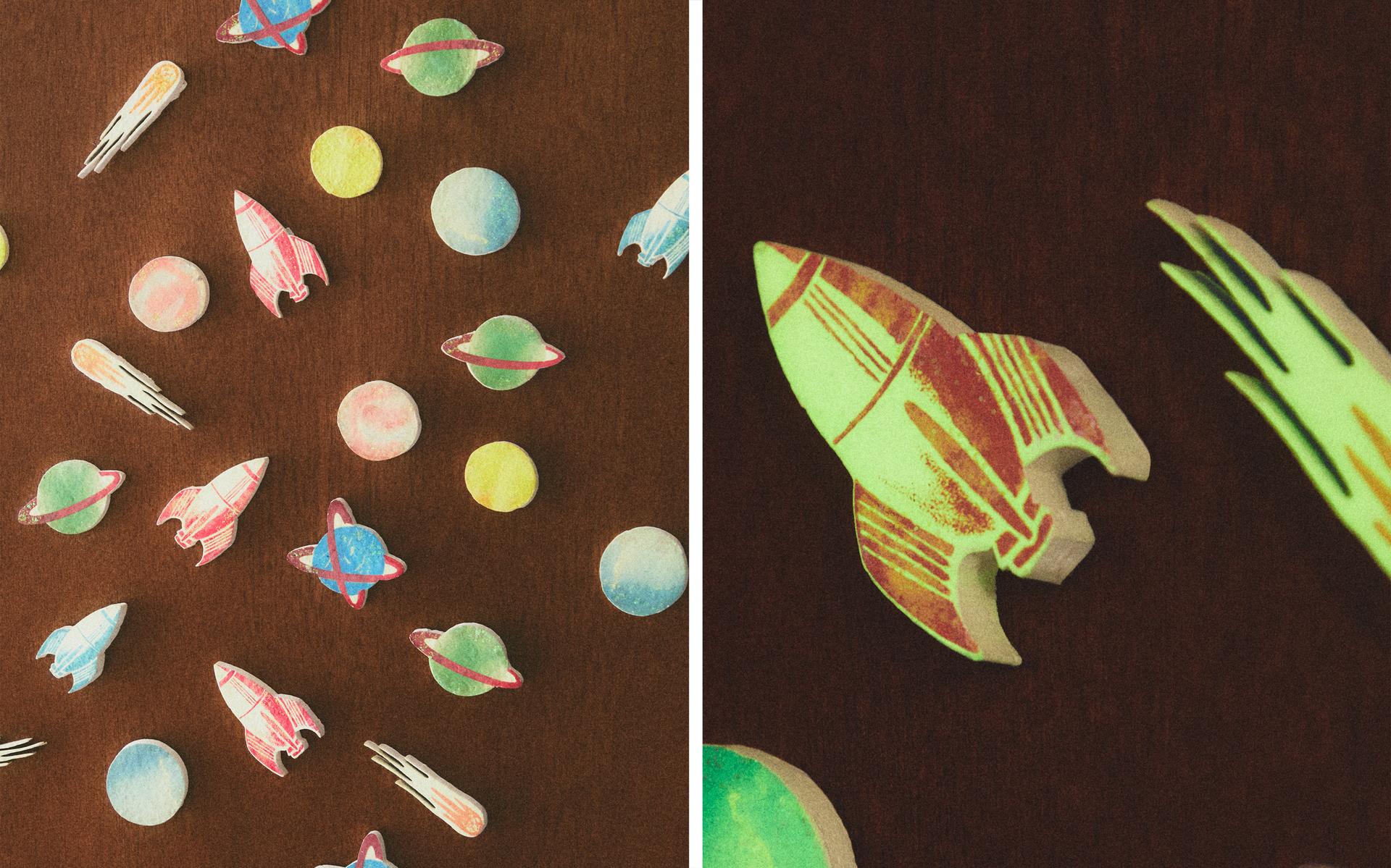 CHILDREN'S GLOW-IN-THE-DARK SPACE STICKERS