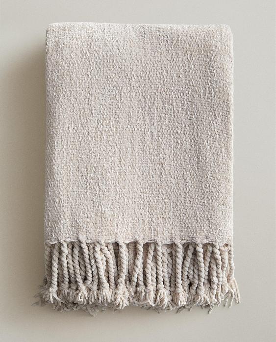 CHUNKY CHENILLE THROW