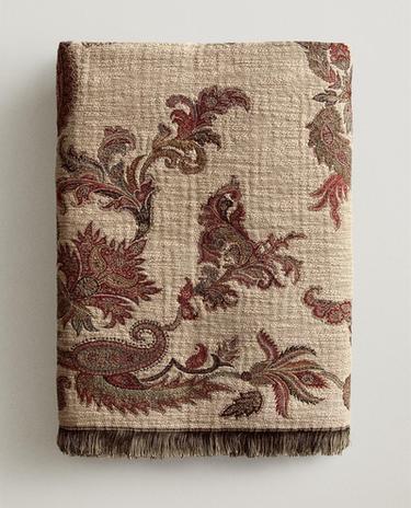 JACQUARD THROW