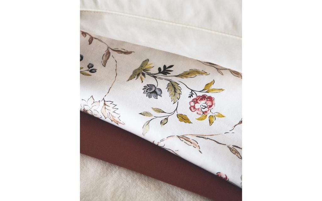 COPRIPIUMINO FLORALE IN SATIN