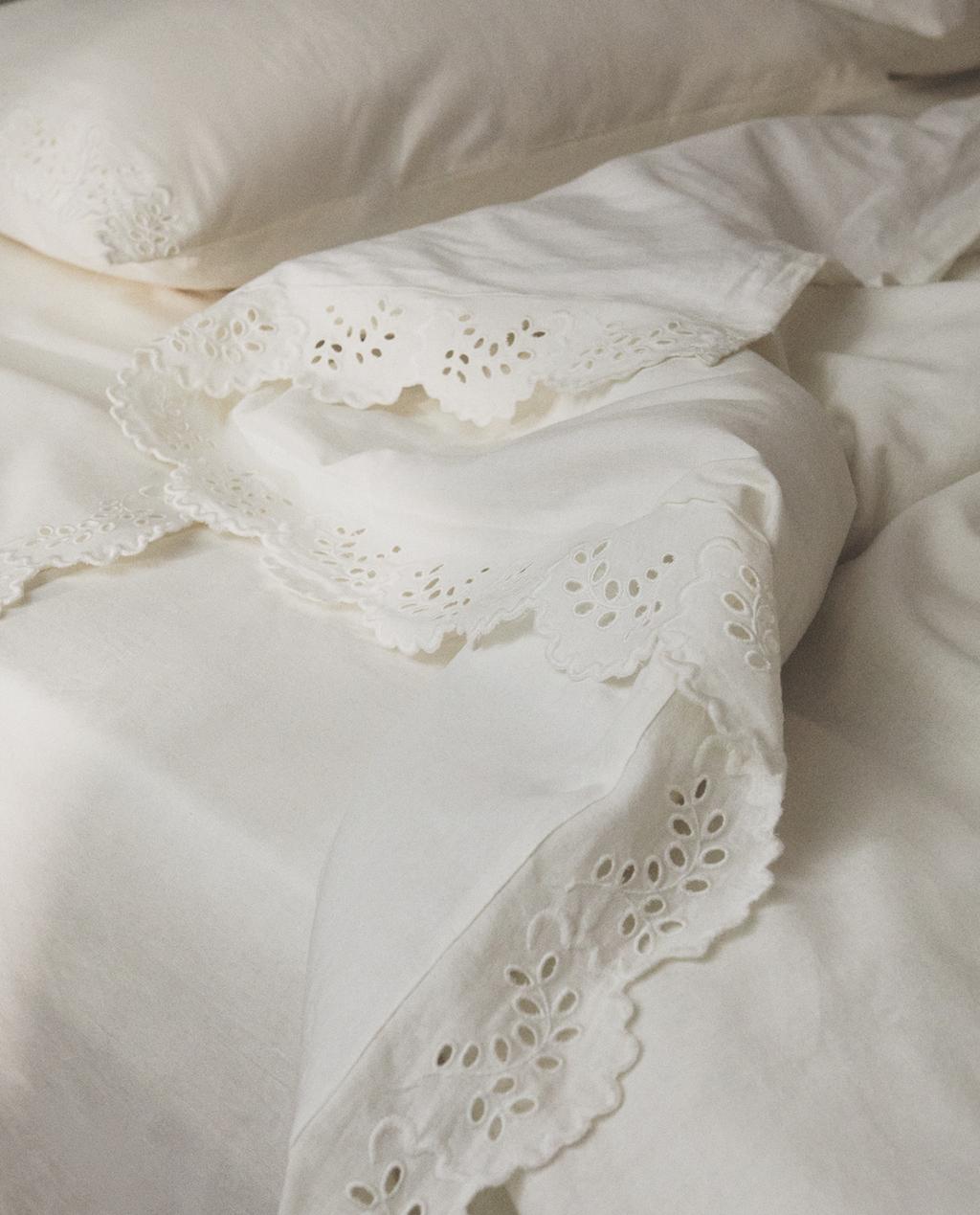 EMBROIDERED DUVET COVER WITH TRIM