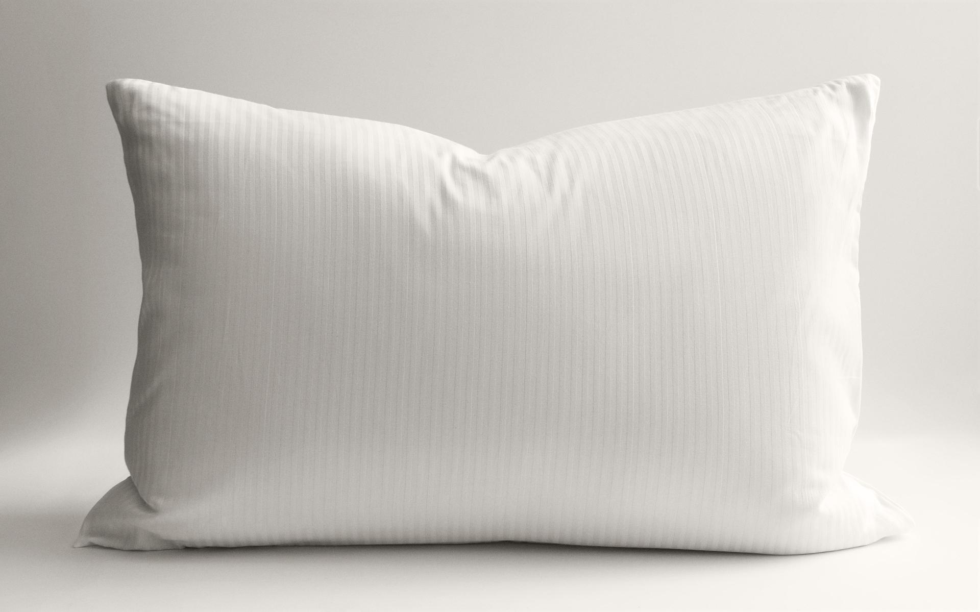 STRIPED COTTON PILLOW PROTECTOR