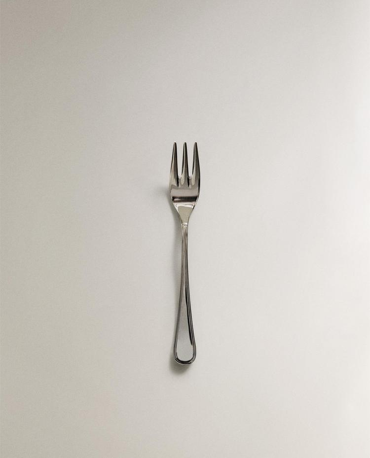 SHINY STEEL FISH FORK