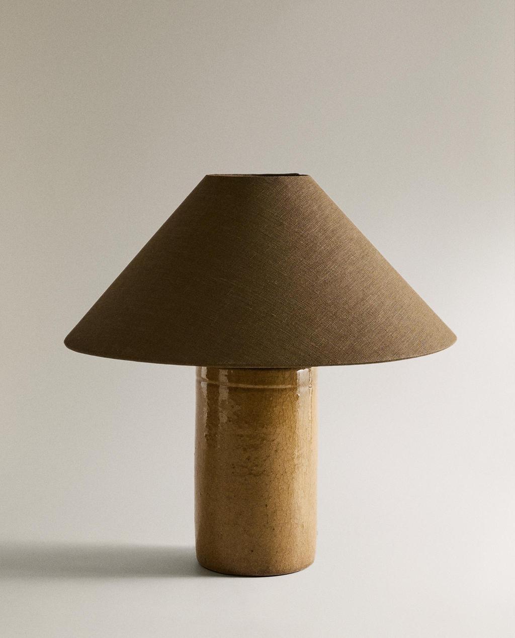 TABLE LAMP WITH STONEWARE BASE