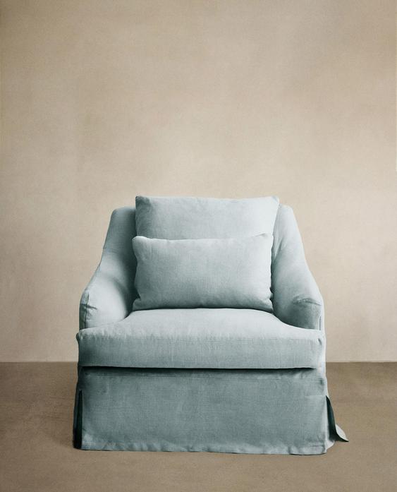 ARMCHAIR 01