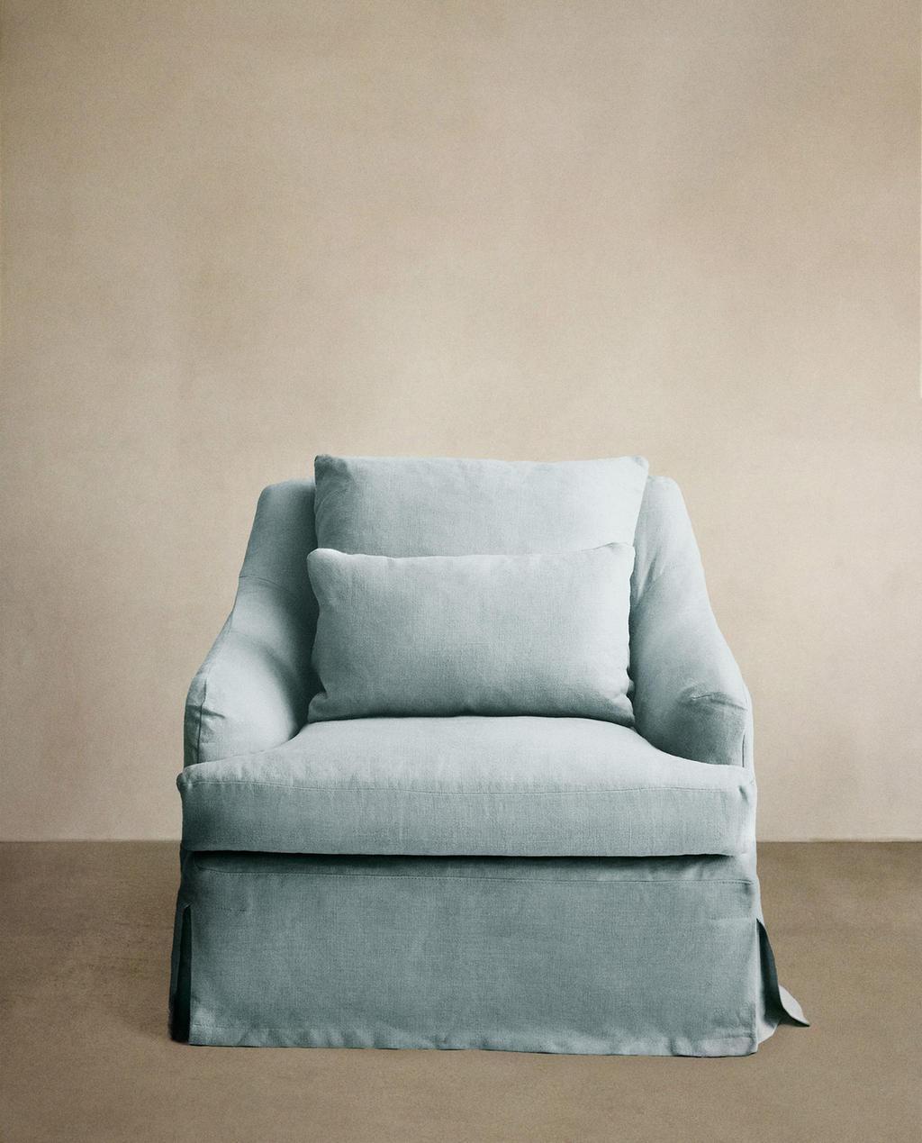 ARMCHAIR 01