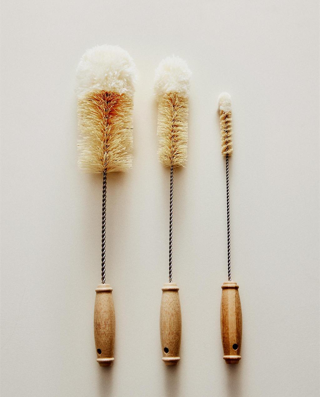 SET OF BOTTLE BRUSHES