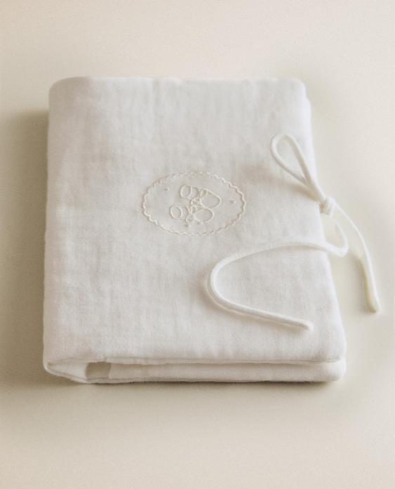 CHILDREN'S EMBROIDERED BOOTIES BAG