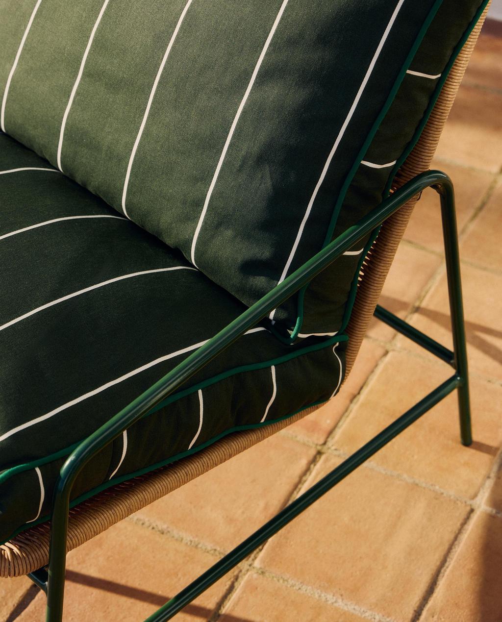 STRIPED SEAT CUSHION