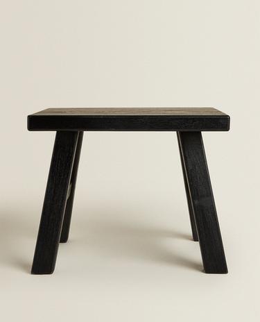 SMALL WOOD STOOL