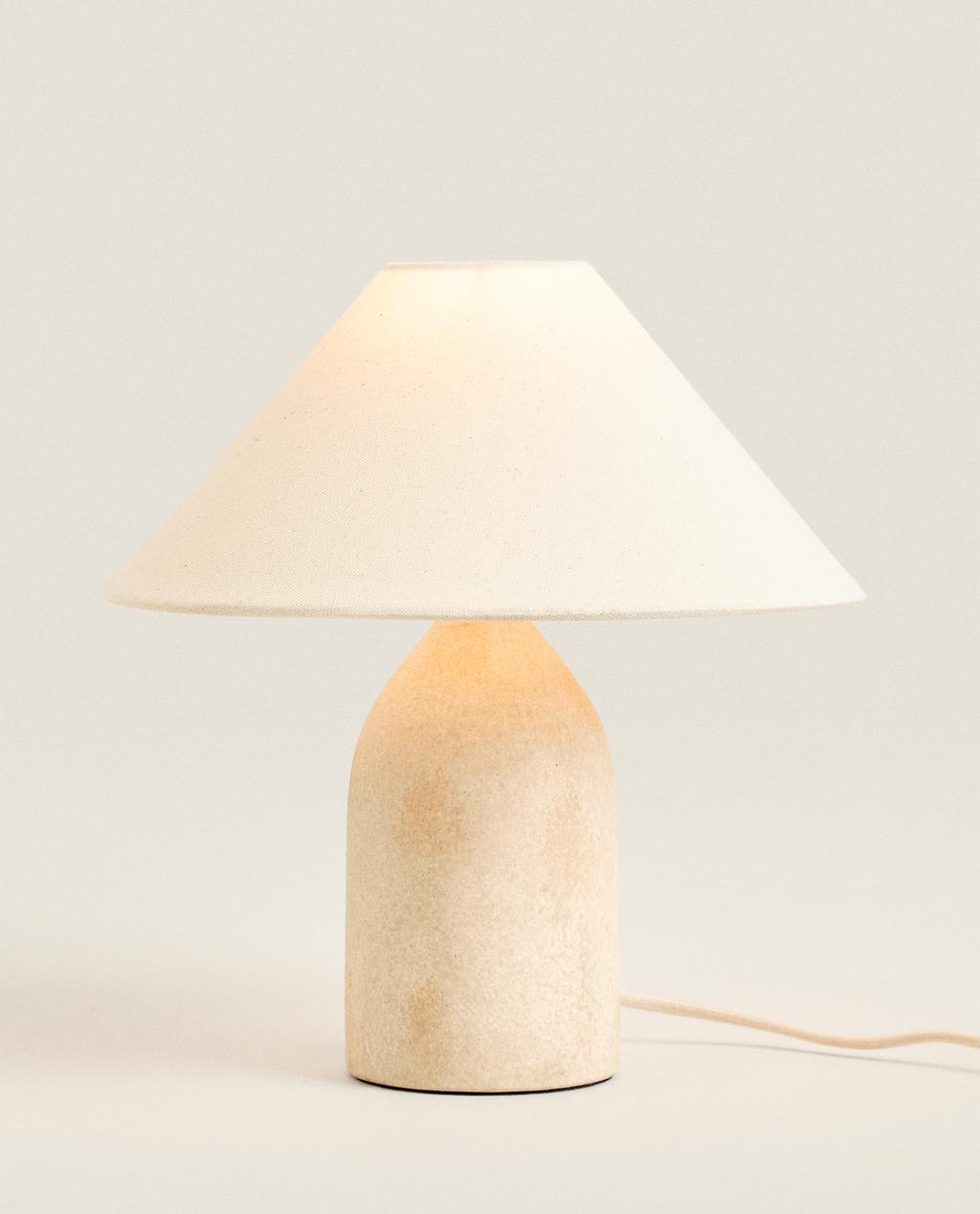 LITEN BORDSLAMPA I KERAMIK