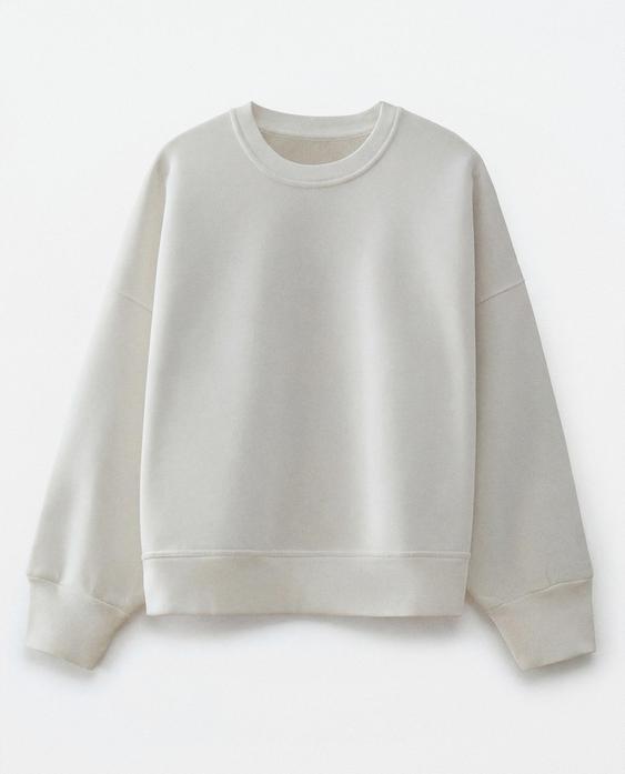 PLUSH SWEATSHIRT