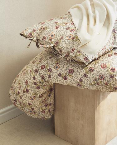 フラワー柄ベッドリネン&キッズブランケット